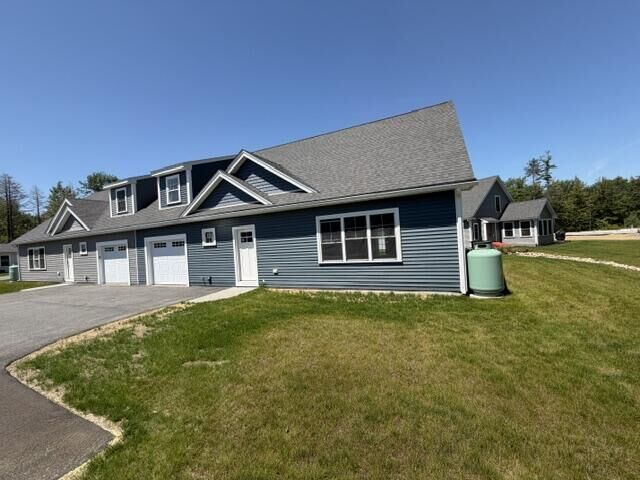 Property Photo: 8 Striper Way 39 ME 04090
