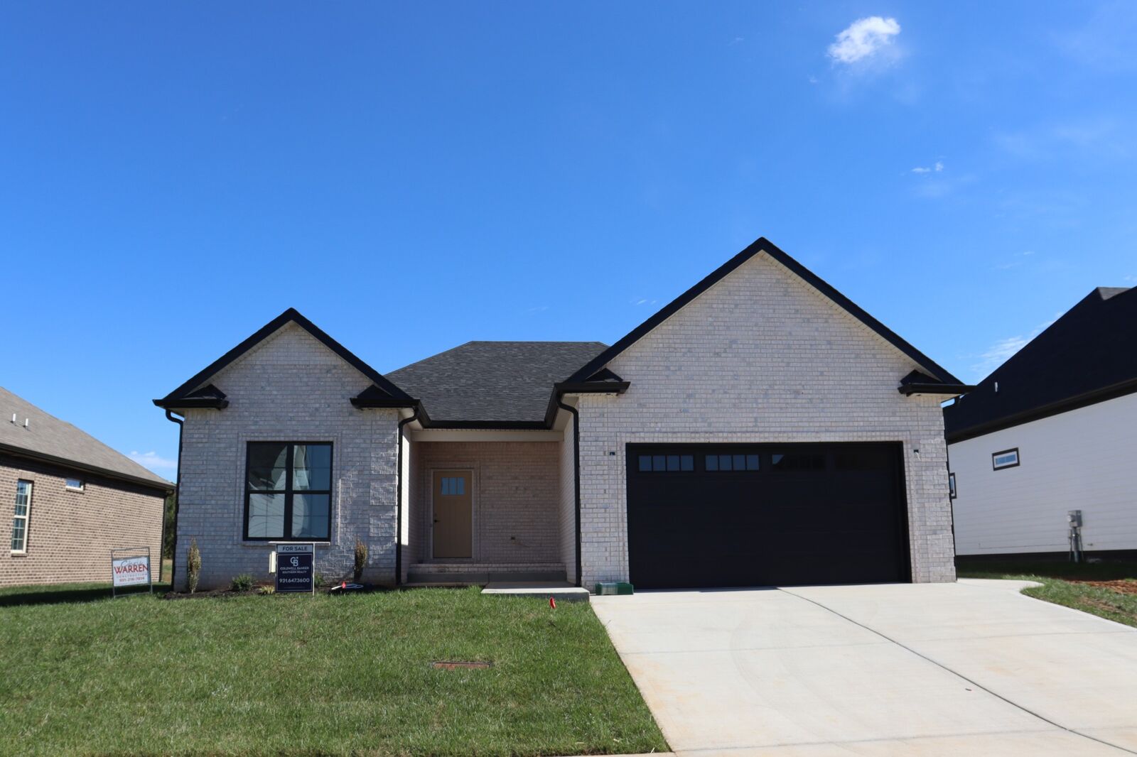 Property Photo:  221 Harvest Moon Dr  TN 37043 