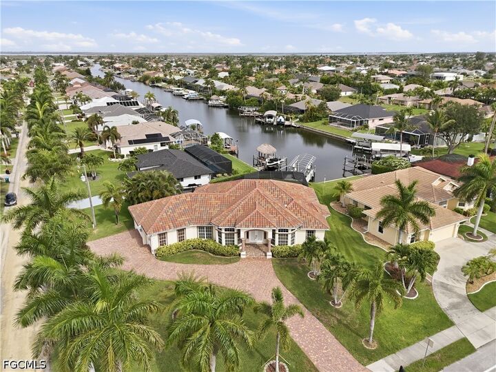 Property Photo:  3622 Oasis Boulevard  FL 33914 
