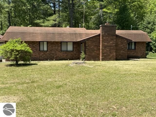 Property Photo: 318 Coventry Drive MI 48629