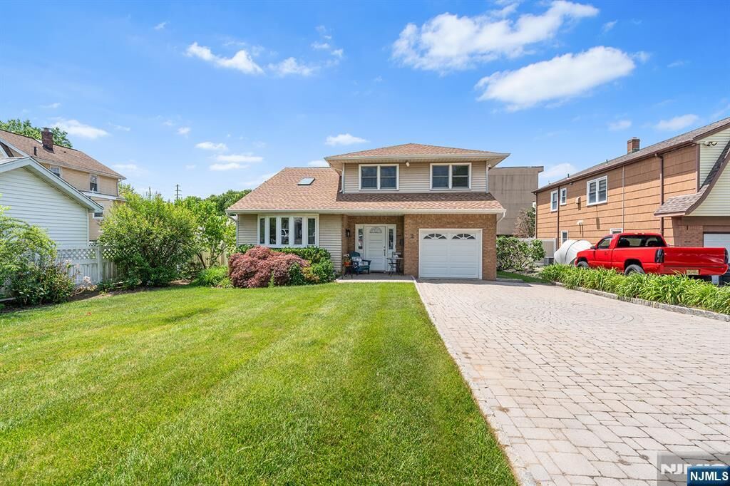 Property Photo: 2 Violet Court NJ 07621