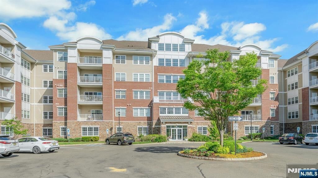 Property Photo: 2202 Warrens Way NJ 07465
