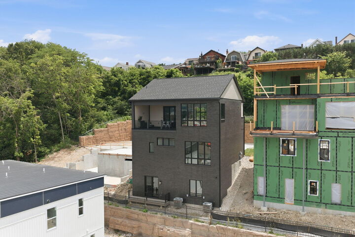 Property Photo:  41 W 14th Street  KY 41071 