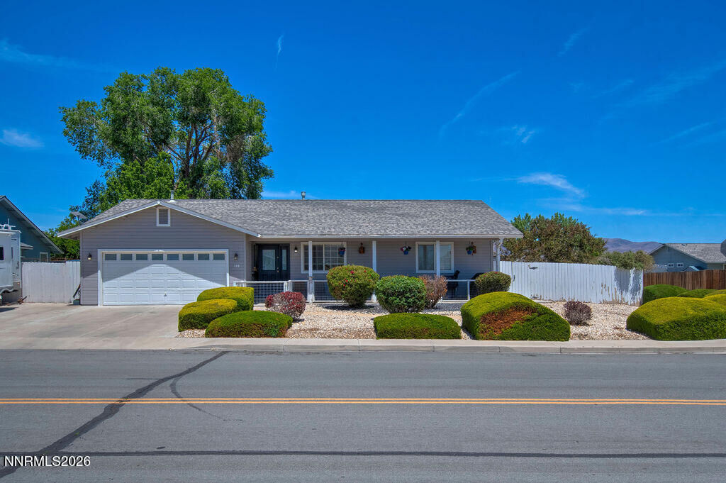 Property Photo: 186 Jennys Lane NV 89408