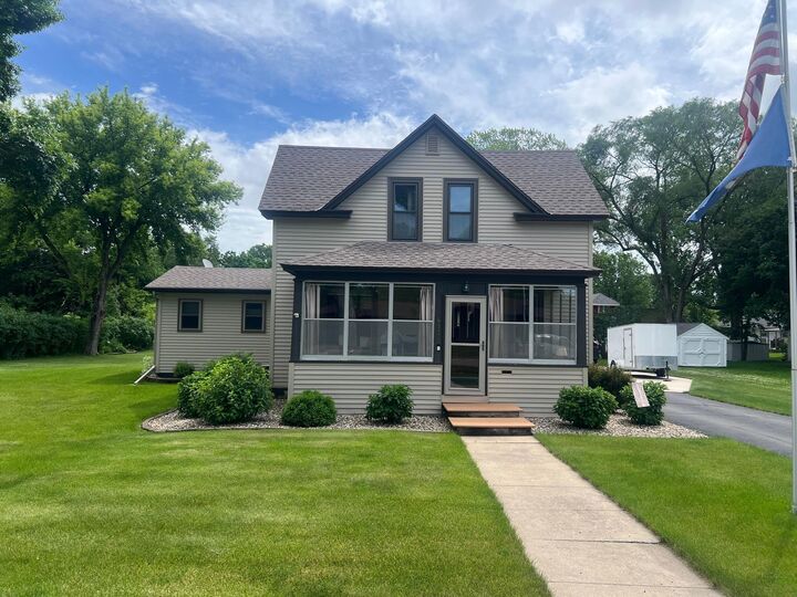Property Photo:  413 S Swift Avenue  MN 55355 