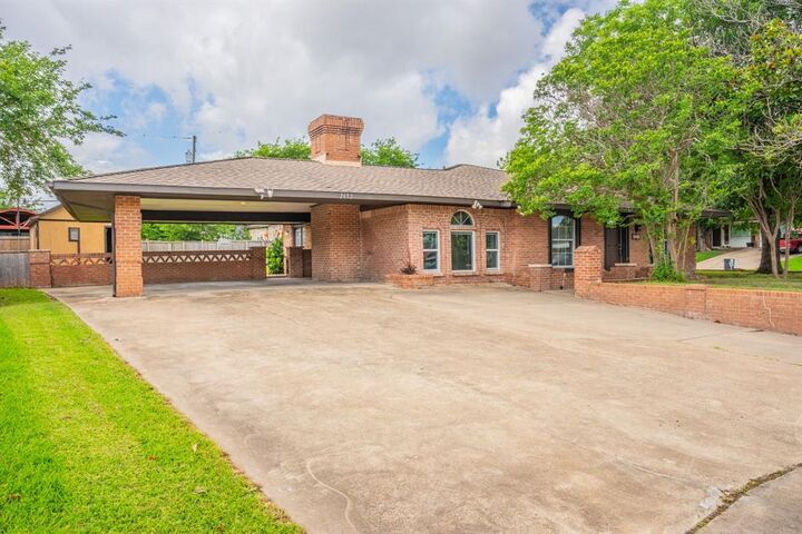 Property Photo:  2652 Bluebird Lane  TX 75149 