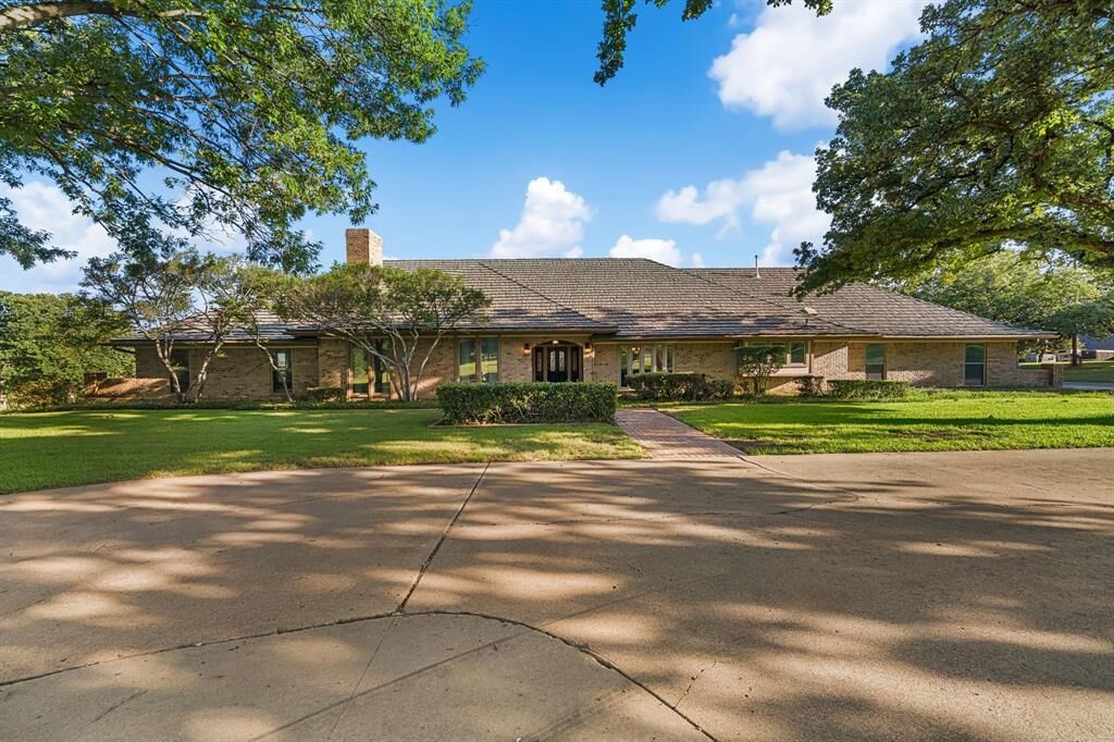 Property Photo:  8920 Martin Drive  TX 76182 