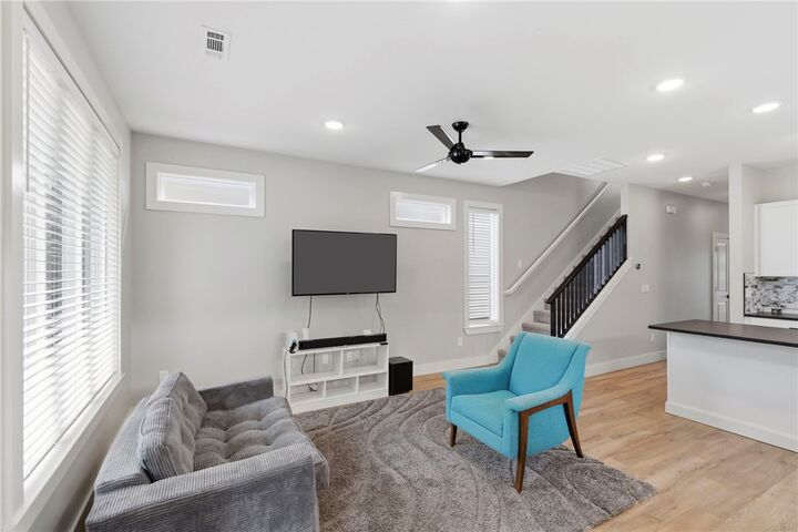 Property Photo:  219 W Birch Street  AR 72756 