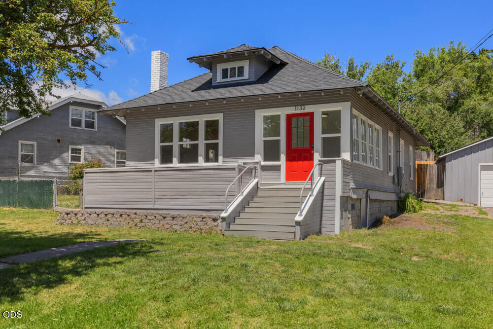 Property Photo:  1132 Crescent Avenue  OR 97601 