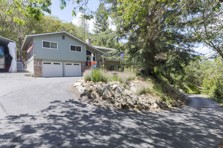 Property Photo:  178 Bluebell Lane  OR 97527 