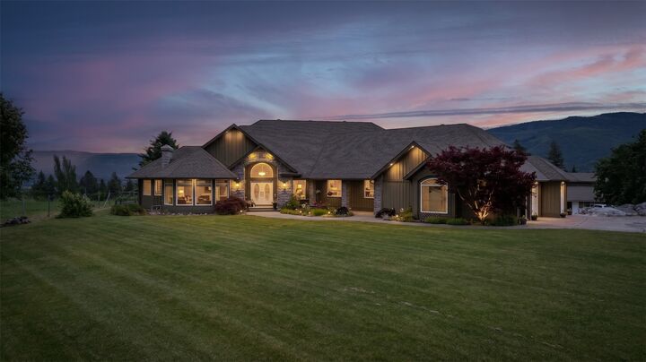 Property Photo: 6500 15th Avenue SW 1 BC V1E 1R5