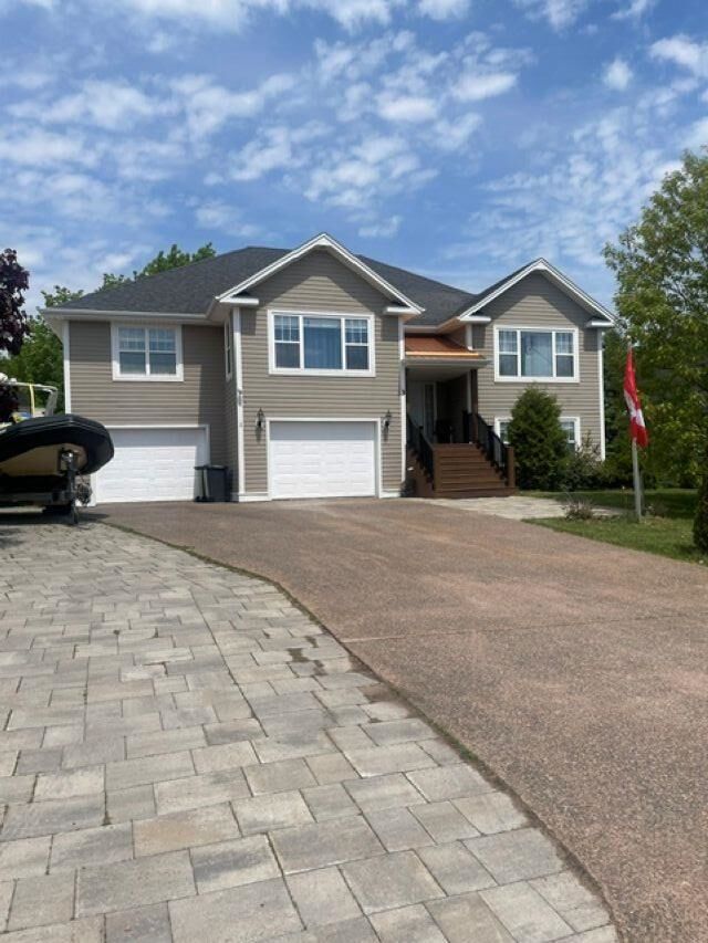 Property Photo: 3 Somerset Place PE C1B 0A9