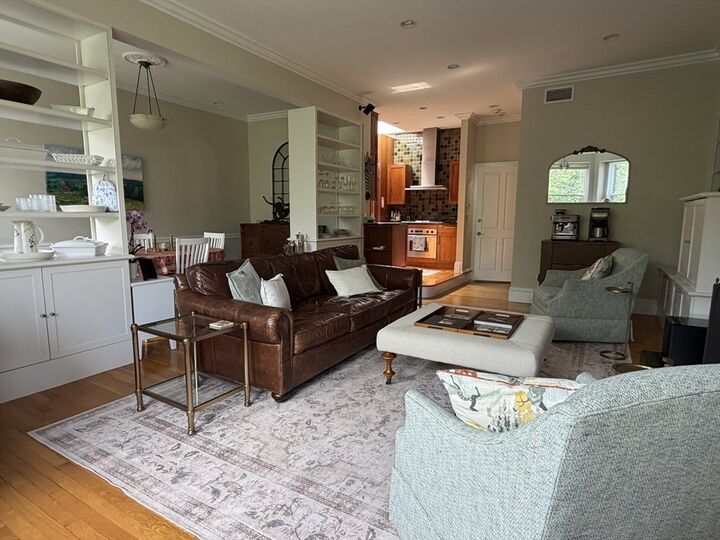 Property Photo:  246 Marlborough 9/10  MA 02116 