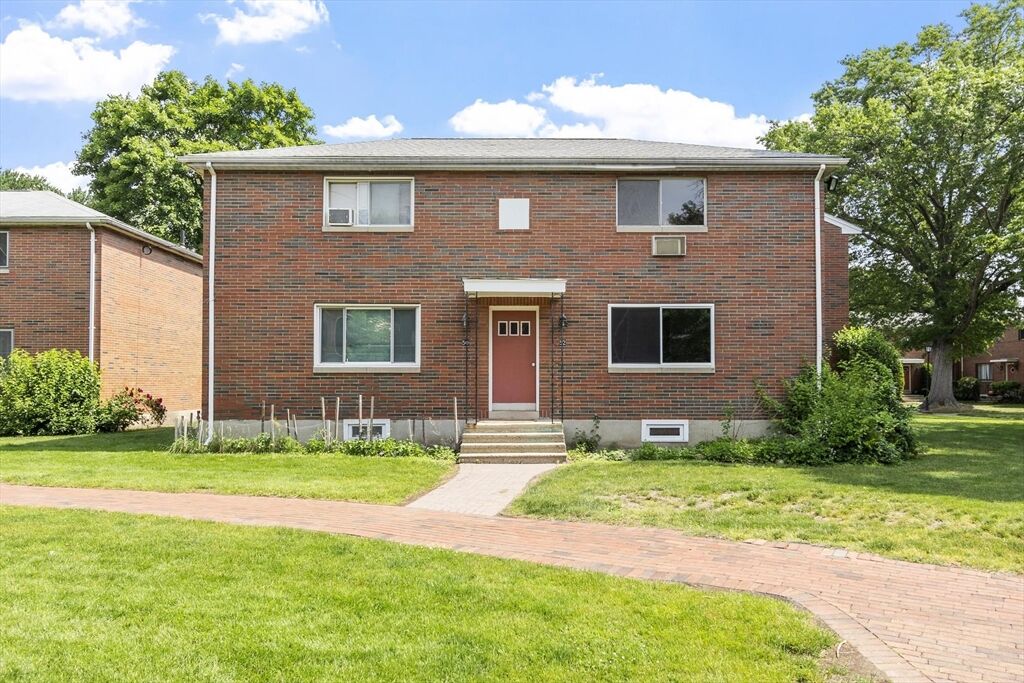 Property Photo: 52 Bishop Dr. 52 MA 01701