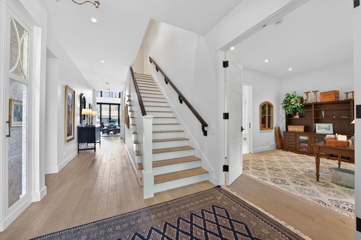 Property Photo: 3021 3 Street SW AB T2S 1V2