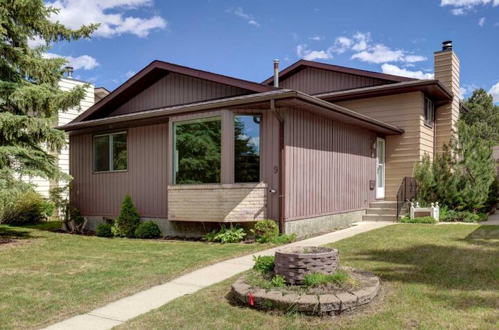 Property Photo: 9 Maple Leaf Road AB T1P 1G6