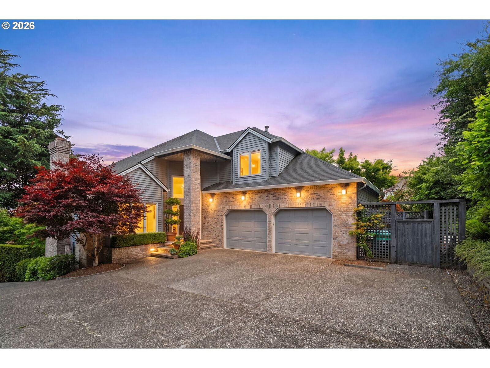 Property Photo: 2902 NW Shenandoah Ter OR 97210