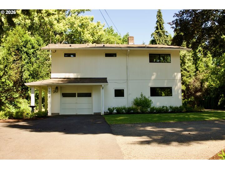 Property Photo:  9615 SW Omara St  OR 97223 