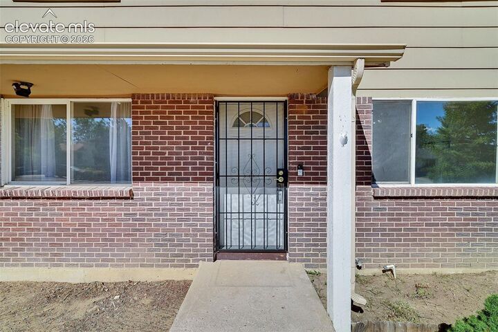 Property Photo:  2133 Pepperwood Drive  CO 80910 