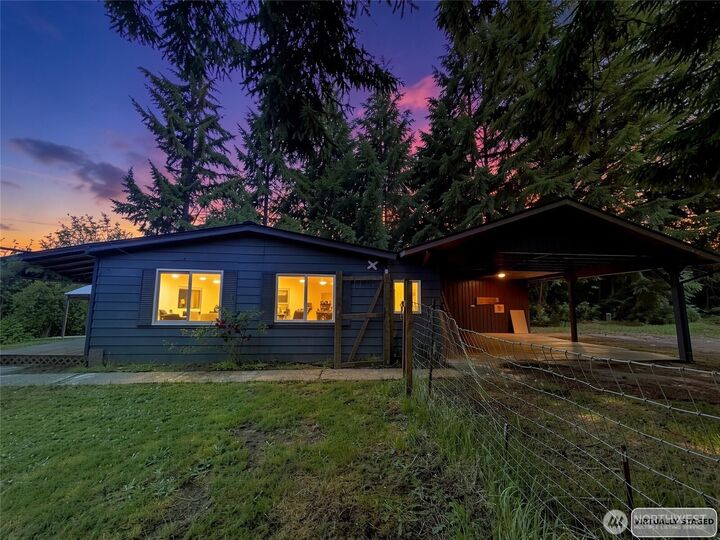 Property Photo:  1015  Coal Creek  WA 98532 