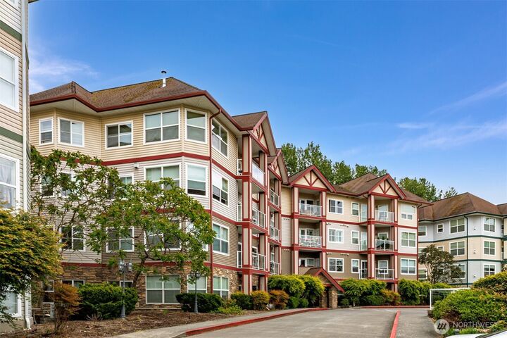 Property Photo:  255 W Bakerview Road 205  WA 98226 
