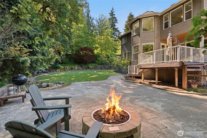 Property Photo: 1426 235th Place SE WA 98075