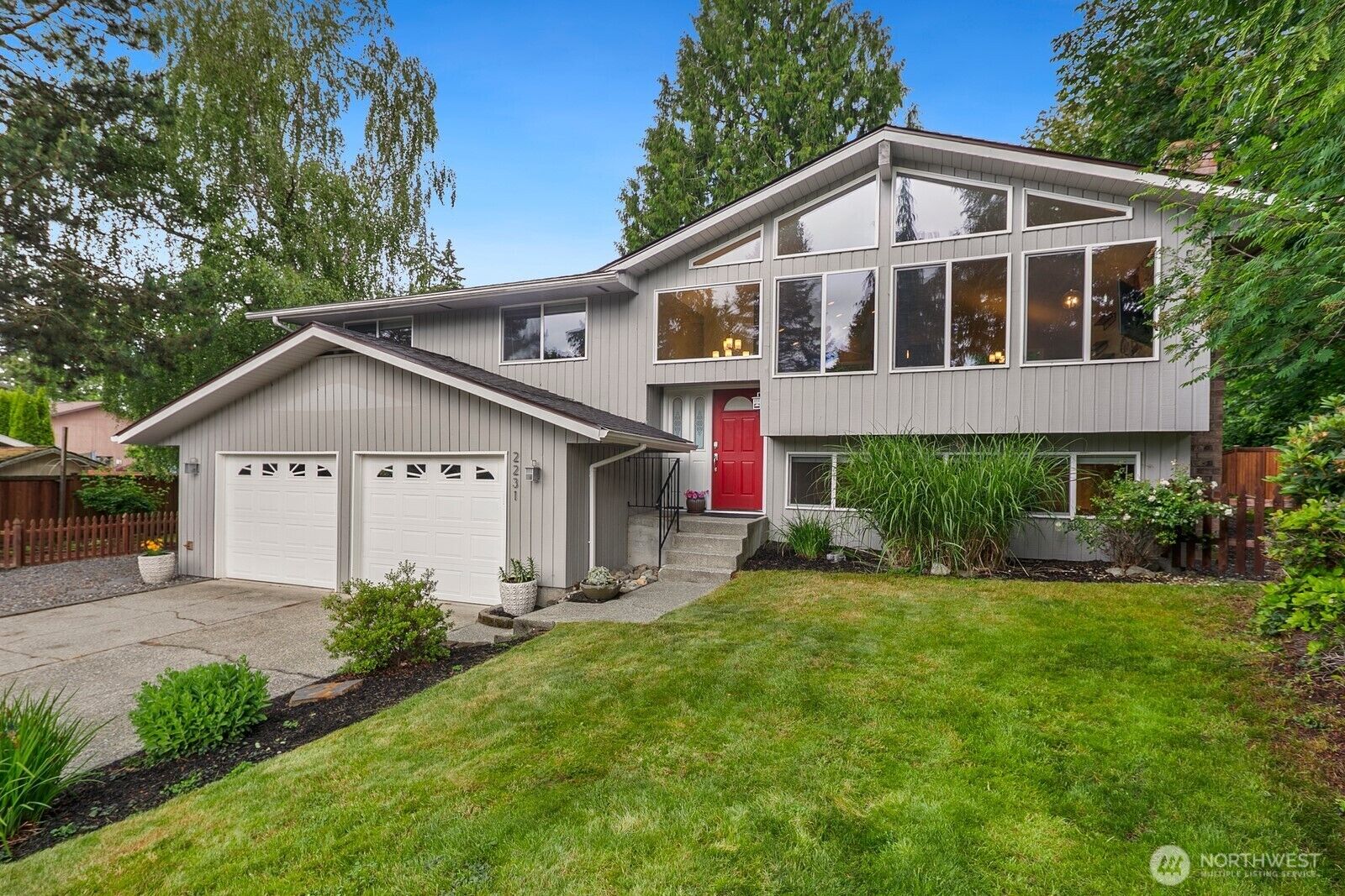 Property Photo: 2231 102nd Place SE WA 98208