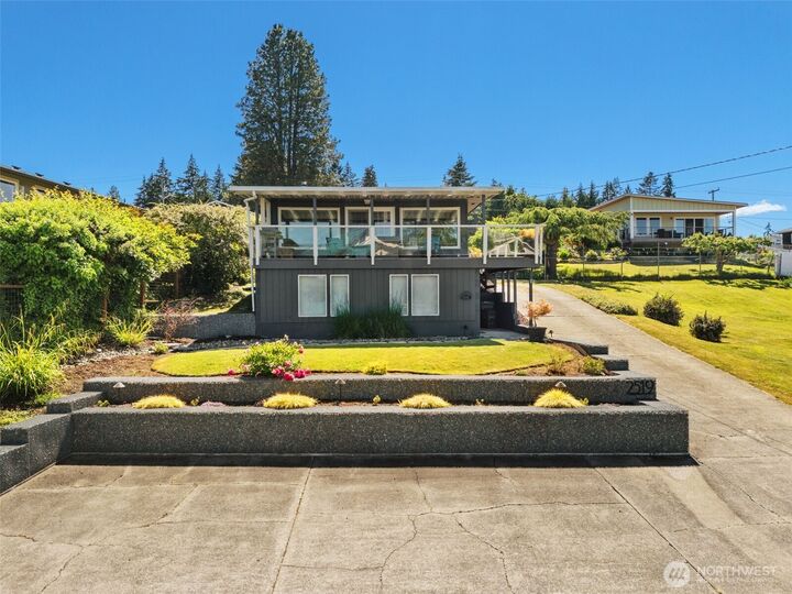 Property Photo: 2519 Island Drive NW WA 98502