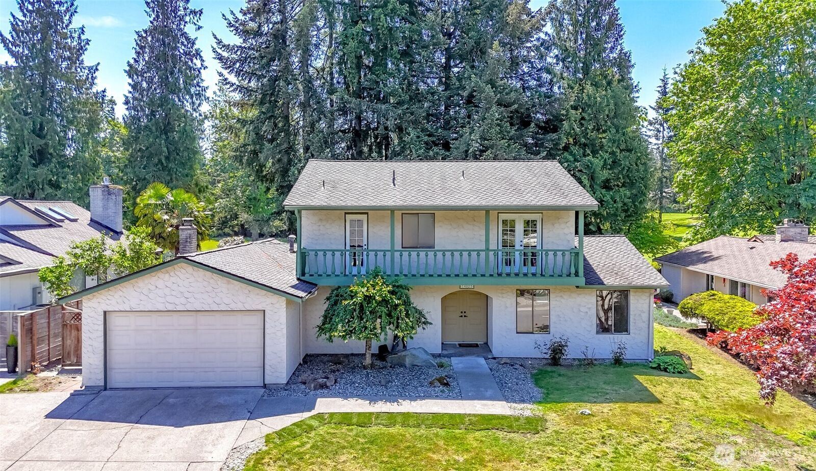 Property Photo: 14823 SE 172nd Place WA 98058