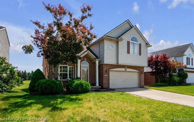 Property Photo:  1989 Golfview Lane  MI 48186 