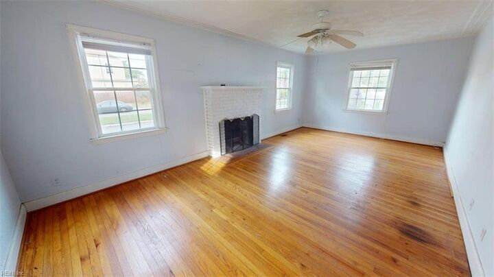 Property Photo: 9550 Selby Pl VA 23503