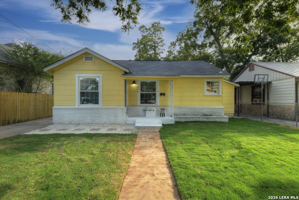 Property Photo:  406 McKinley Ave  TX 78210 