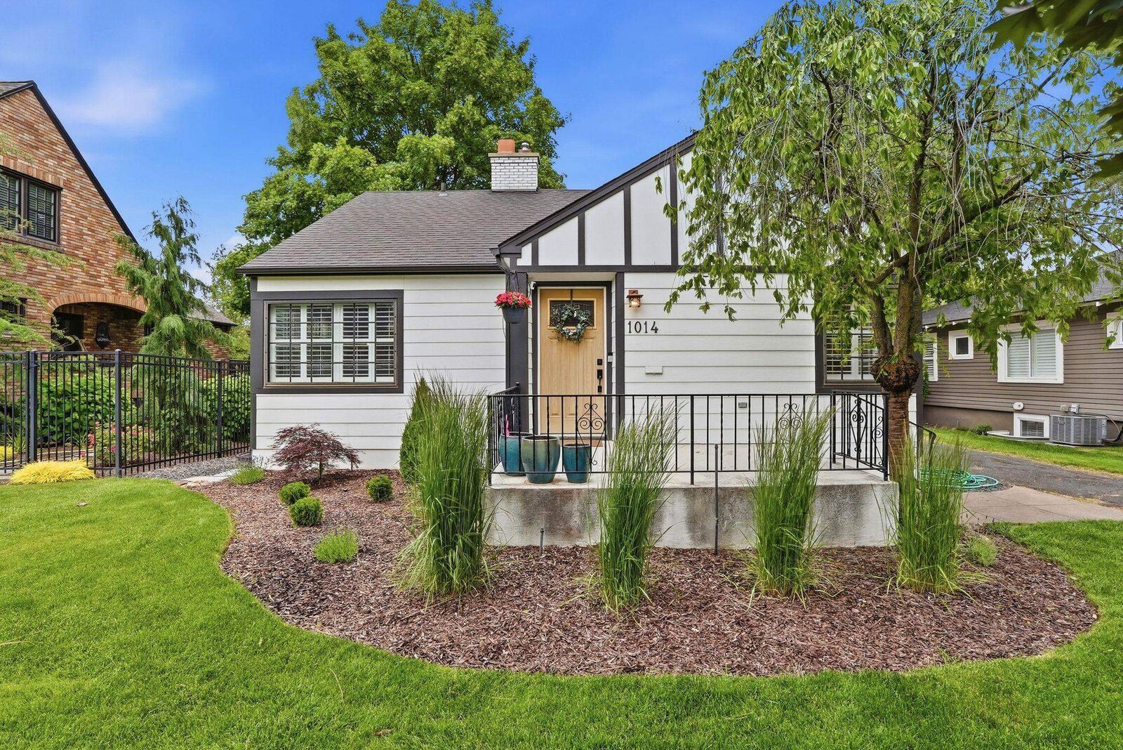 Property Photo:  1014 W 21st Ave  WA 99203 