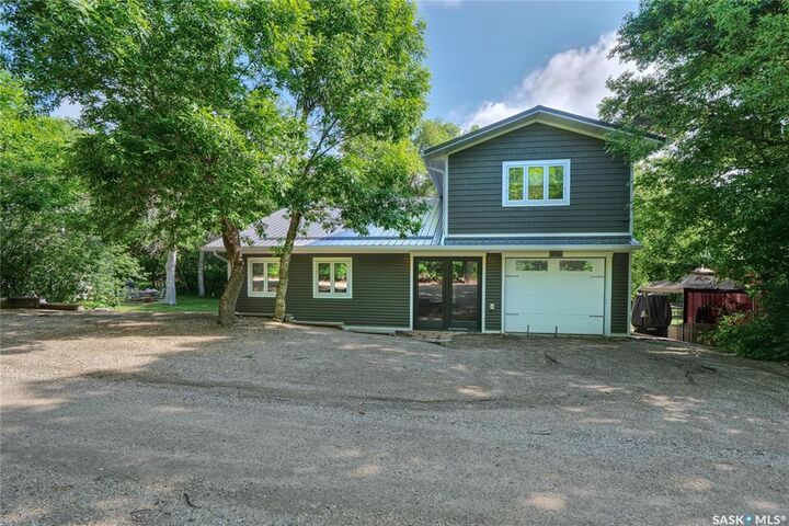 Property Photo: 662 Valley Drive SK S0H 4C0
