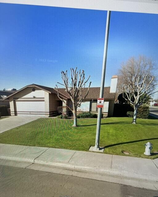Property Photo:  3600 Fiesta Avenue  CA 93313 
