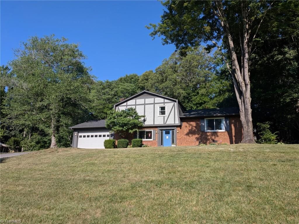 Property Photo:  4676 Greendale Way  NC 27103 