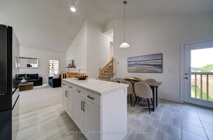 53 Uplands Drive — photo 1