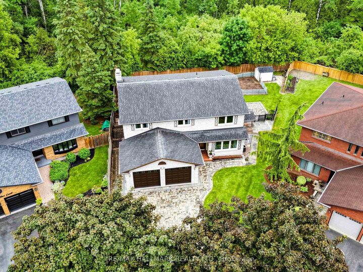 Property Photo: 1038 Pinetree Court ON L1K 1P4