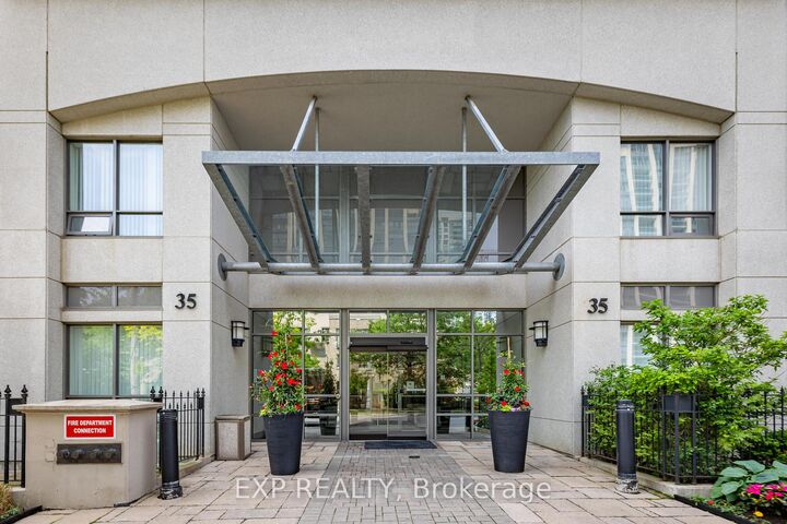 Property Photo: 35 Hollywood Avenue 311 ON M2N 0A9