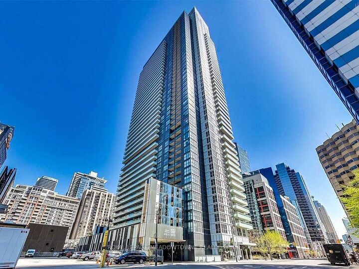 300 Front Street 601 — photo 1