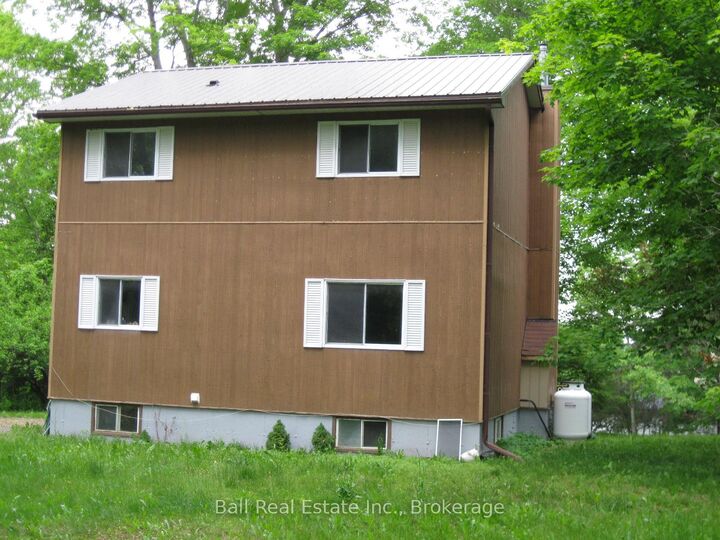 Property Photo: 24 Maple Ridge Drive ON K0L 1Y0