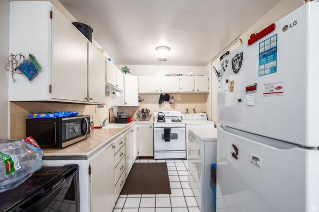 Property Photo: 3199 S 540 E 1-4 UT 84106