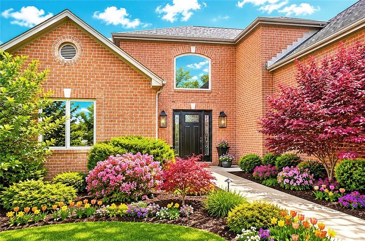 Property Photo:  501 Kingston Circle  PA 15367 
