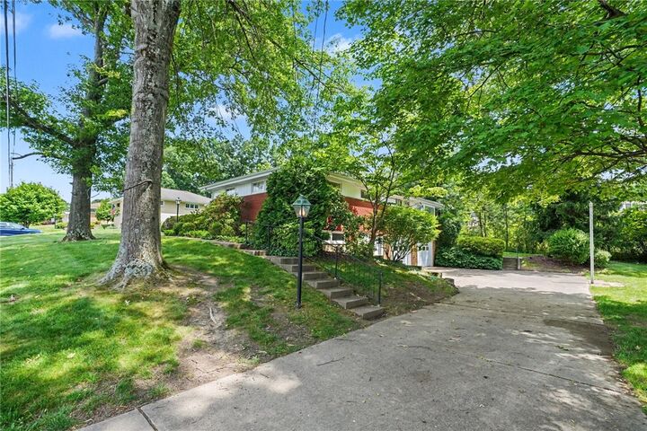 Property Photo: 906 Bridge Ave PA 15601