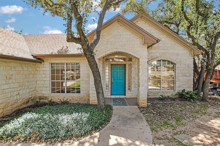 Property Photo: 6407 Johanne Court TX 78750