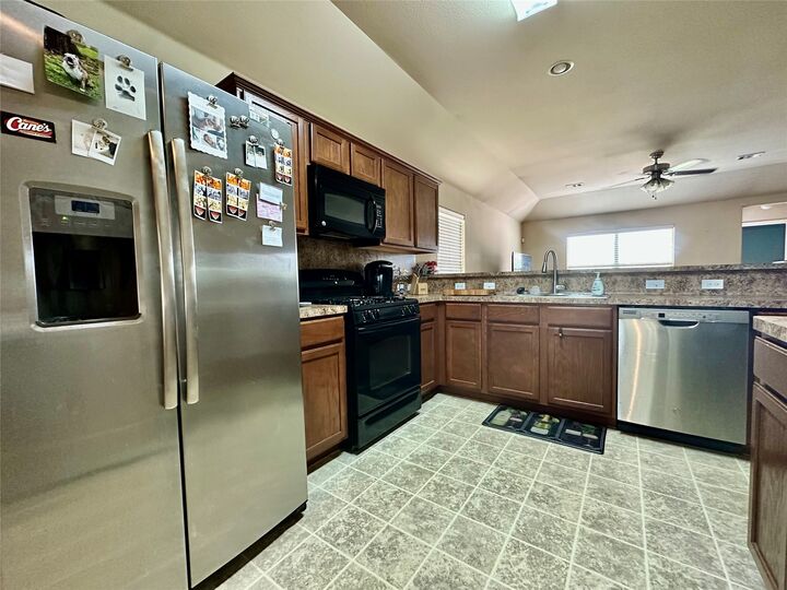 Property Photo:  7521 Cedar Edge Drive  TX 78744 