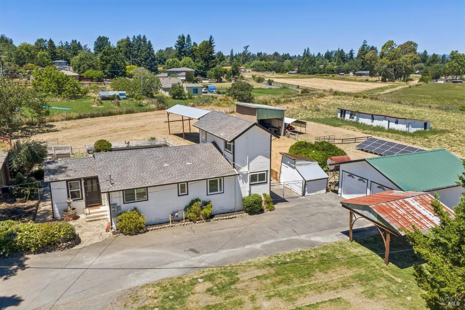 Property Photo:  5370 Daywalt Lane  CA 95472 