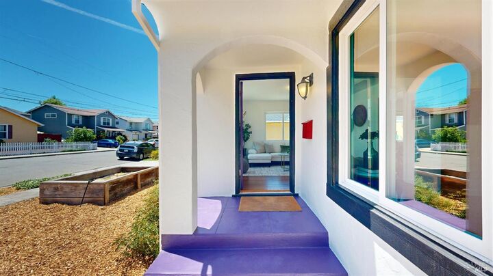 Property Photo:  107 Decker Street  CA 95401 