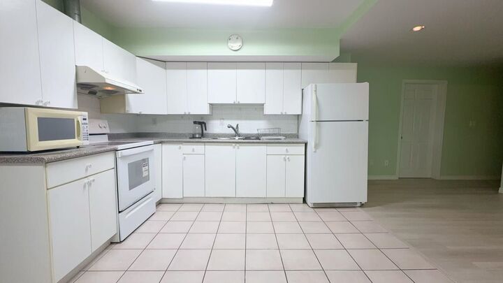 Property Photo:  2387 Dawes Hill Road  BC V3K 6T2 