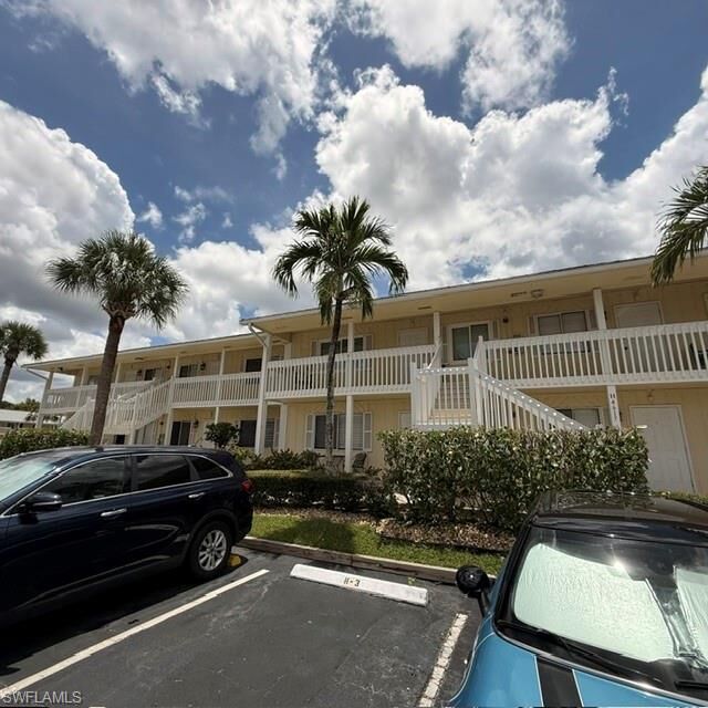 Property Photo: 4617 Bayshore Dr H4 FL 34112